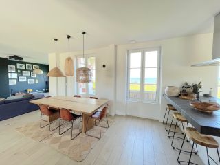 house 13 Rooms for seasonal rent on MERVILLE FRANCEVILLE PLAGE (14810)