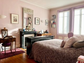maison bourgeoise 9 Pièces en vente sur MONT ST AIGNAN (76130)