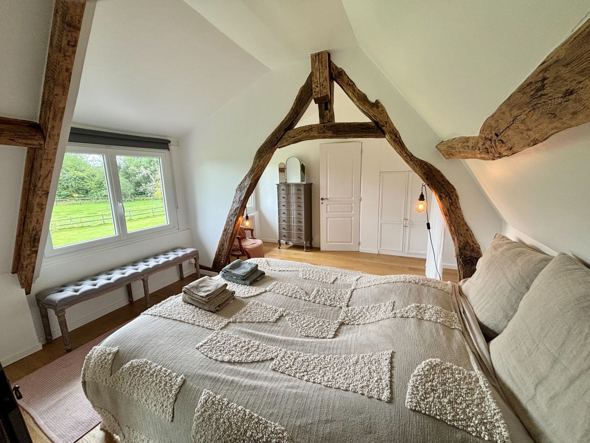 thatched cottage 5 Rooms for seasonal rent on BONNEBOSQ (14340)