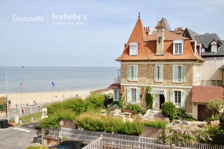 villa 10 Pièces en vente sur BLONVILLE SUR MER (14910)