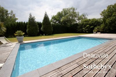 maison contemporaine 9 Pièces en vente sur ST GATIEN DES BOIS (14130) Vente Maison contemporaine Saint-Gatien-des-Bois 9 Pièces 270 m²
