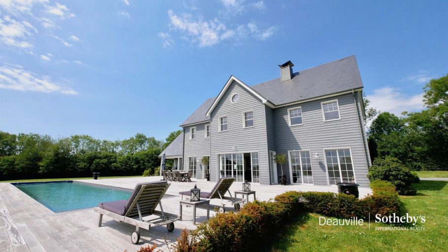 contemporary house 8 Rooms for sale on TOUQUES (14800)