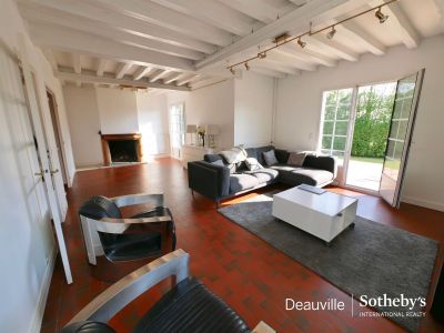 maison 6 Pièces en vente sur TROUVILLE SUR MER (14360) Vente Maison Trouville-sur-Mer 6 Pièces 135 m²