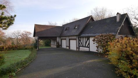 house 7 Rooms for sale on LES AUTHIEUX SUR CALONNE (14130) Sale House Les Authieux-sur-Calonne 7 Rooms 160 m²