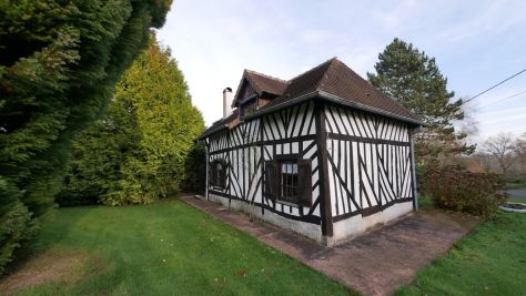 house 7 Rooms for sale on LES AUTHIEUX SUR CALONNE (14130) Sale House Les Authieux-sur-Calonne 7 Rooms 160 m²