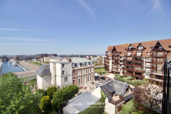 Sale Apartment Deauville 2&nbsp;Rooms 38&nbsp;m²