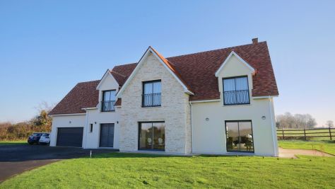 house 8 Rooms for sale on TOUQUES (14800) Sale House Touques 8 Rooms 234 m²