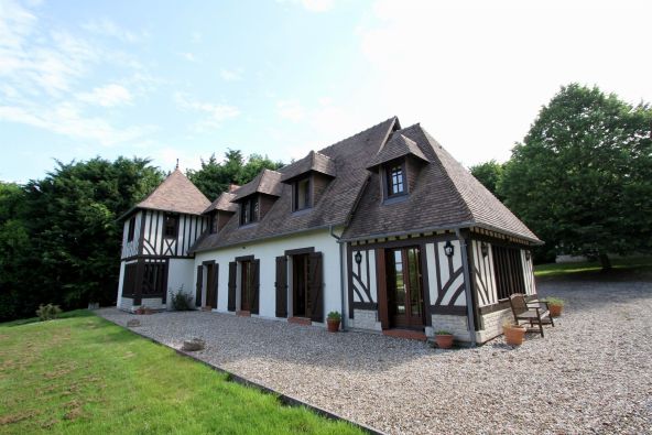 Sale House Bonneville-la-Louvet 6&nbsp;Rooms 192&nbsp;m²