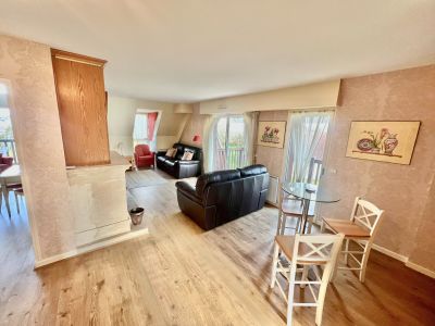 apartment 5 Rooms for sale on DEAUVILLE (14800) Sale Apartment Deauville 5 Rooms 123 m²