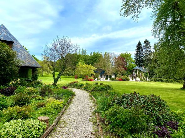 Sale Property Saint-Martin-aux-Chartrains 11&nbsp;Rooms 380&nbsp;m²