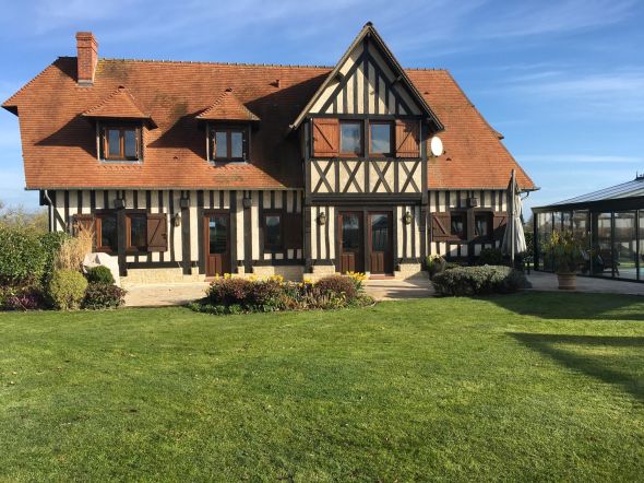 Sale Norman house Le Neubourg 6&nbsp;Rooms 135&nbsp;m²