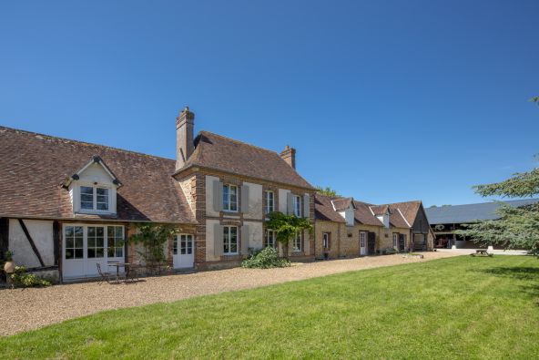 Vente Maison Saint-Antonin-de-Sommaire 7&nbsp;Pièces 260&nbsp;m²