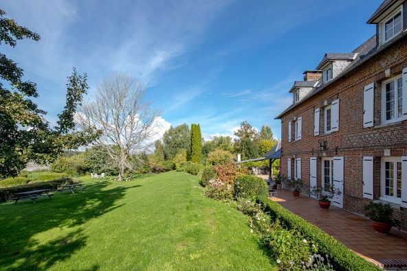 Sale House Yville-sur-Seine 8&nbsp;Rooms 209&nbsp;m²