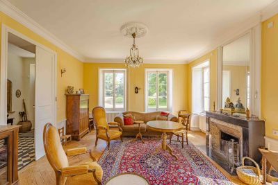 house 10 Rooms for sale on VAUX SUR AURE (14400) Sale House Vaux-sur-Aure 10 Rooms 200 m²
