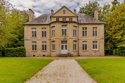 house 11 Rooms for sale on COURSEULLES SUR MER (14470) Sale House Courseulles-sur-Mer 11 Rooms 440 m²
