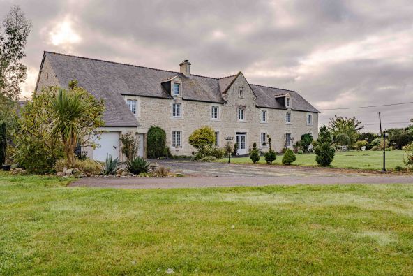 Vente Maison Bayeux 6 Pièces 245 m²