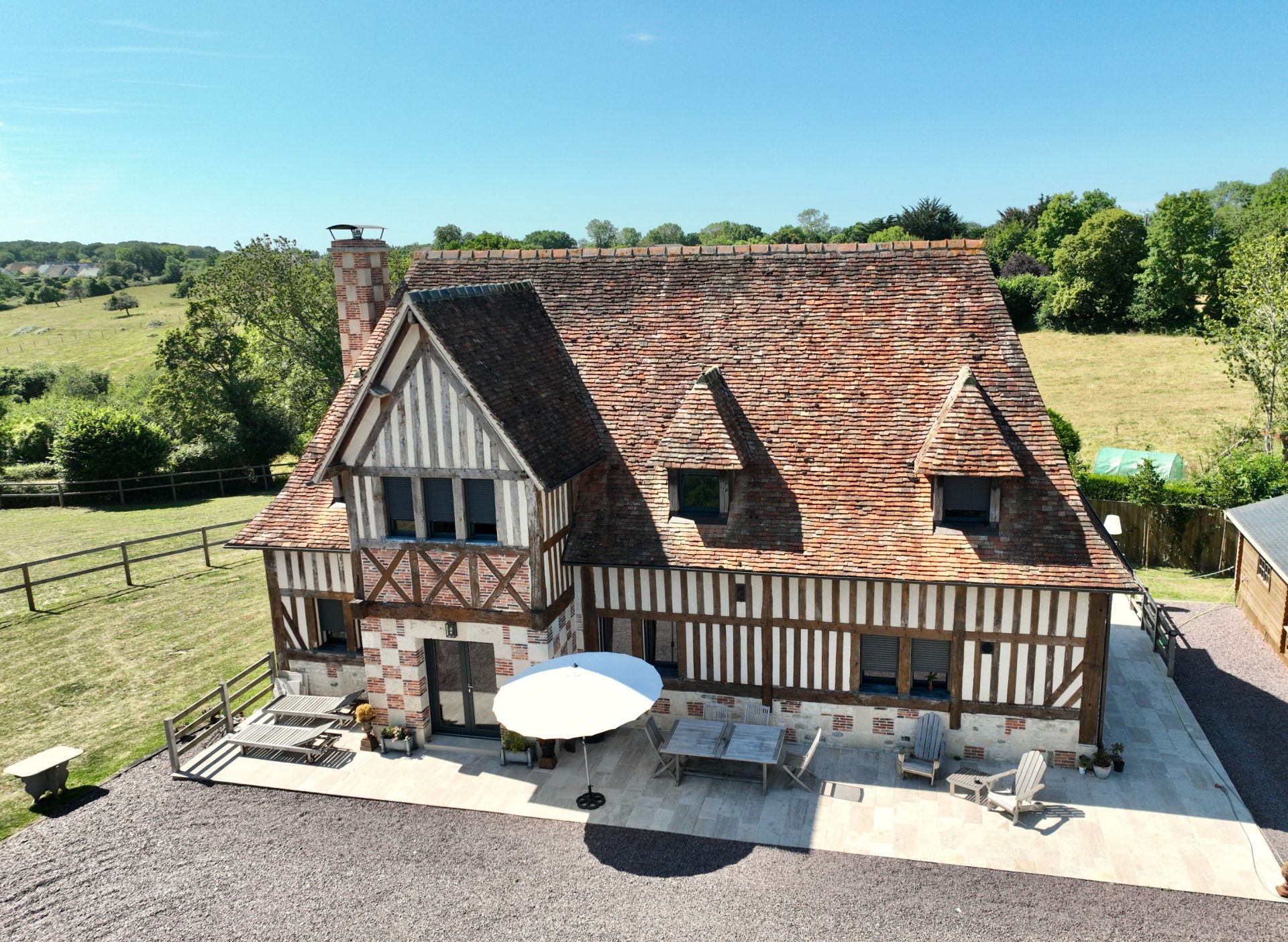 house 6 Rooms for sale on HOULGATE (14510)