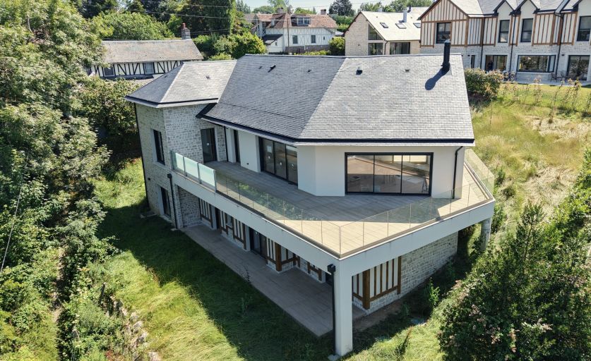 maison 9 Pièces en vente sur TROUVILLE SUR MER (14360)