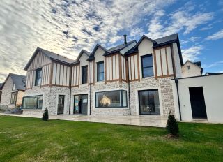 maison 8 Pièces en vente sur TROUVILLE SUR MER (14360)