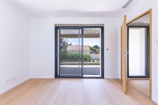 house 8 Rooms for sale on TROUVILLE SUR MER (14360)