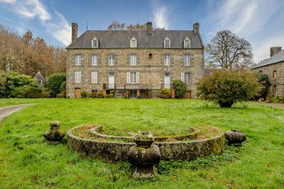 Vente Maison Isigny-le-Buat 17&nbsp;Pièces 404&nbsp;m²