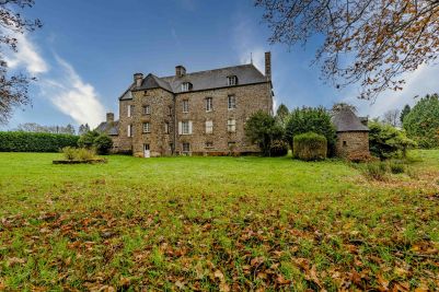 Vente Maison Isigny-le-Buat 17&nbsp;Pièces 404&nbsp;m²