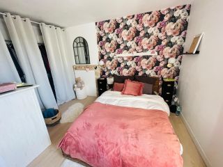 house 4 Rooms for sale on BAYEUX (14400)