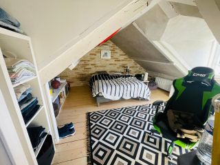 house 4 Rooms for sale on BAYEUX (14400)