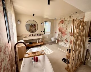 house 6 Rooms for sale on PONT L EVEQUE (14130)