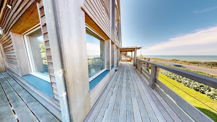 Vente Villa Saint-Laurent-sur-Mer 10 Pièces 166 m²