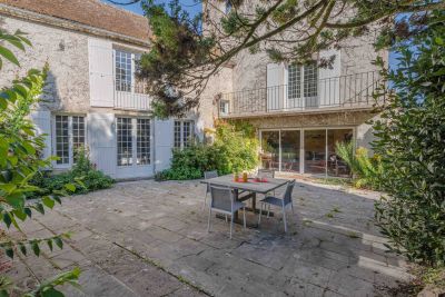 house 13 Rooms for sale on FALAISE (14700) Sale House Falaise 13 Rooms 371 m²