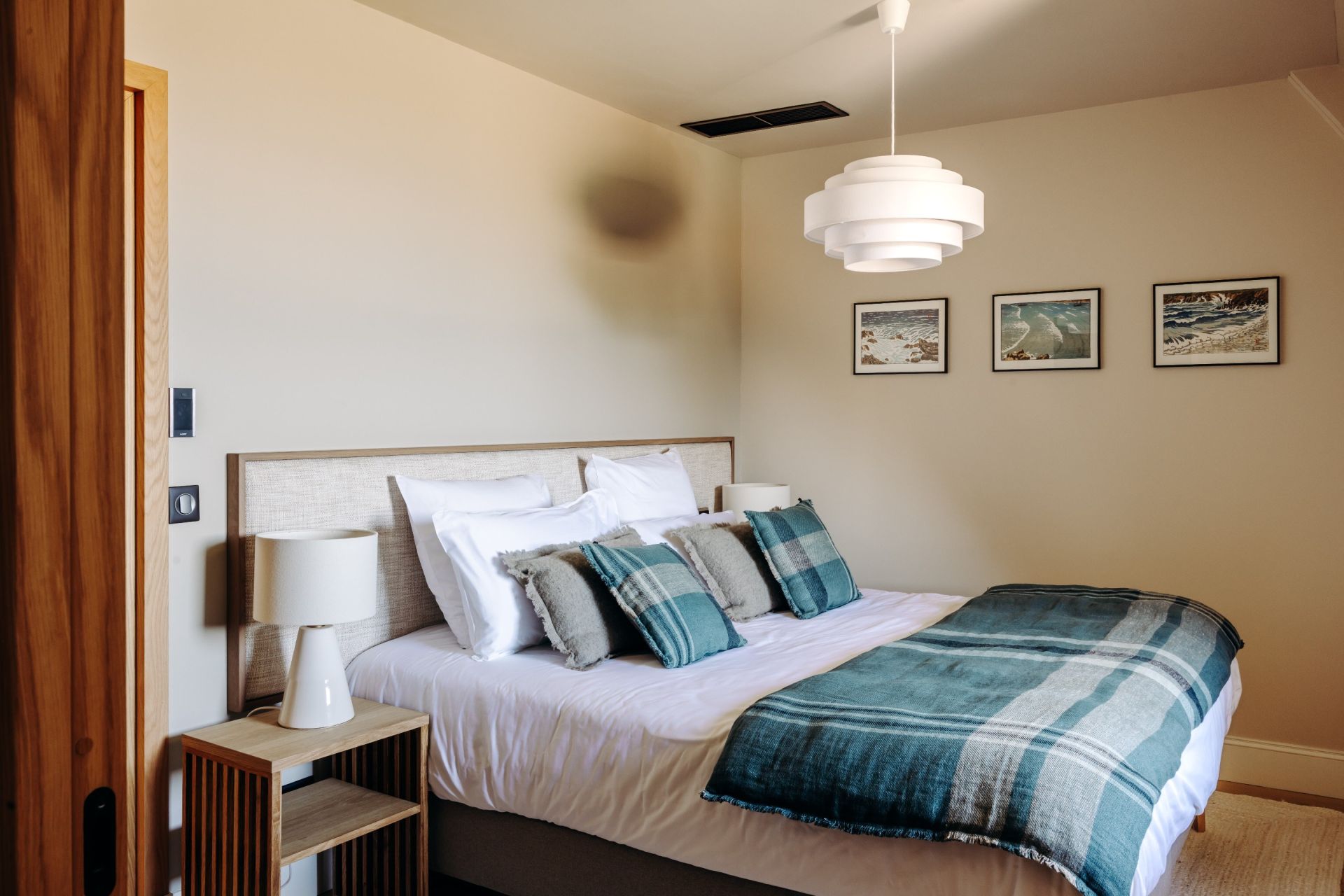 house 10 Rooms for seasonal rent on VILLERVILLE (14113)