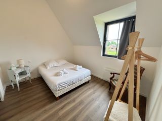 house 9 Rooms for sale on TROUVILLE SUR MER (14360)