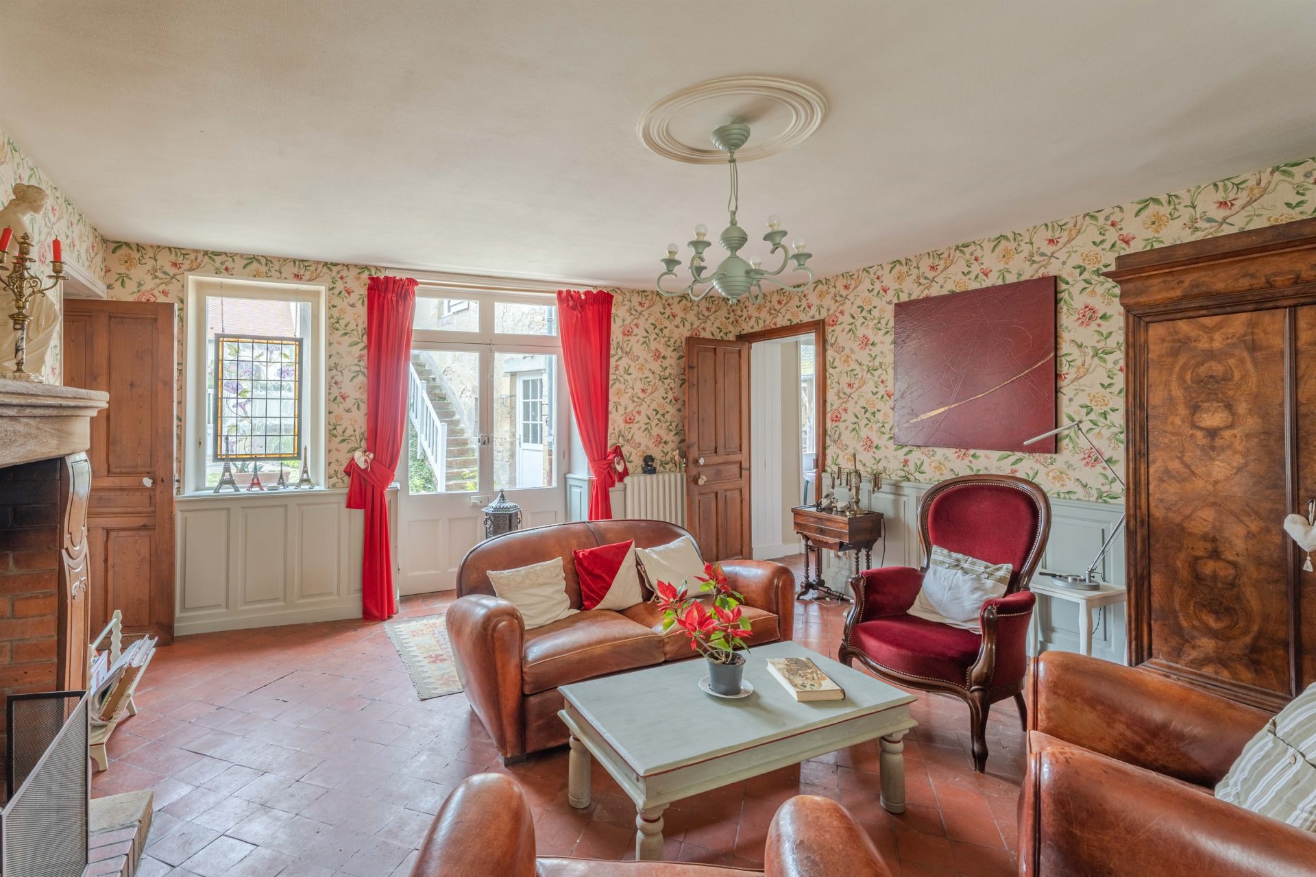 house 10 Rooms for sale on ARROMANCHES LES BAINS (14117)