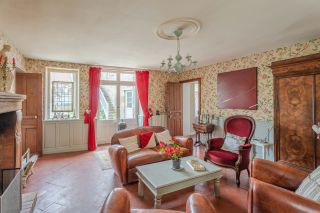 house 10 Rooms for sale on ARROMANCHES LES BAINS (14117)