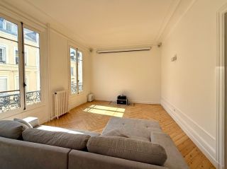 house 9 Rooms for sale on ROUEN (76000)