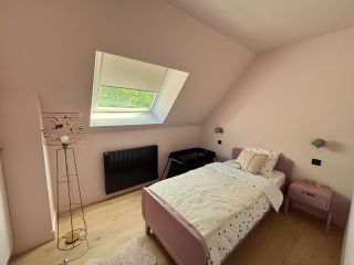 house 6 Rooms for seasonal rent on GLANVILLE (14950)