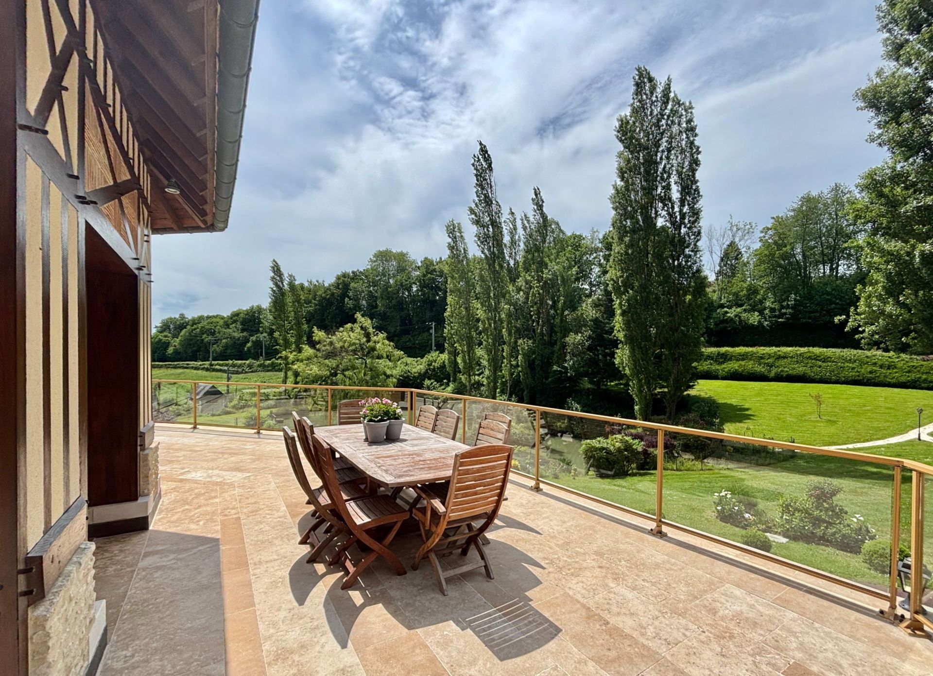 maison 9 Pièces en vente sur BONNEBOSQ (14340)