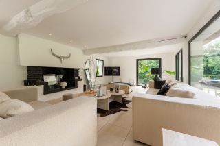 house 7 Rooms for sale on BIHOREL (76420)