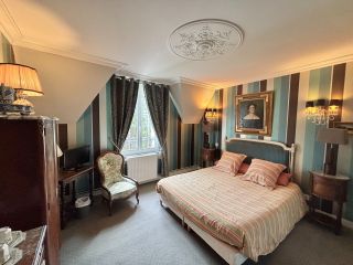 maison 12 Pièces en vente sur TOURGEVILLE (14800)