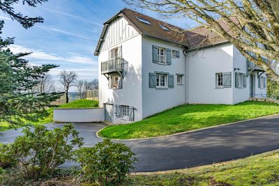 maison 8 Pièces en vente sur LE MESNIL SUR BLANGY (14130) Vente Maison Le Mesnil-sur-Blangy 8 Pièces 280 m²