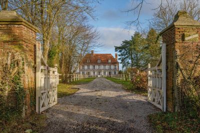Sale House Saint-Germain-la-Campagne 9&nbsp;Rooms 300&nbsp;m²