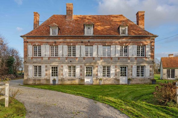 Vente Maison Saint-Germain-la-Campagne 9&nbsp;Pièces 300&nbsp;m²