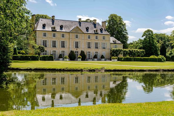 Sale Equestrian property Neuvy-au-Houlme 16&nbsp;Rooms 3461&nbsp;m²