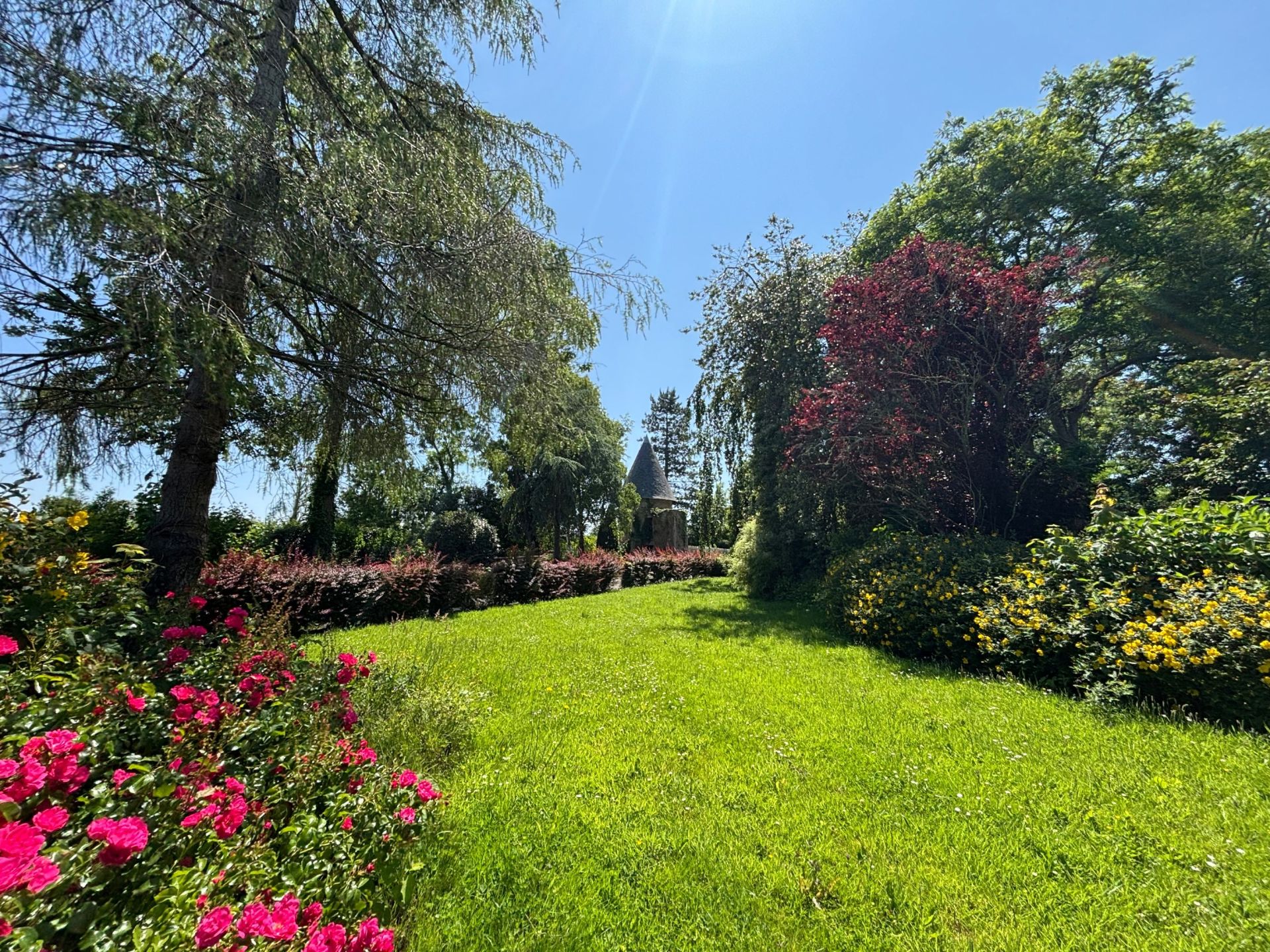 house 7 Rooms for sale on CARENTAN LES MARAIS (50500)