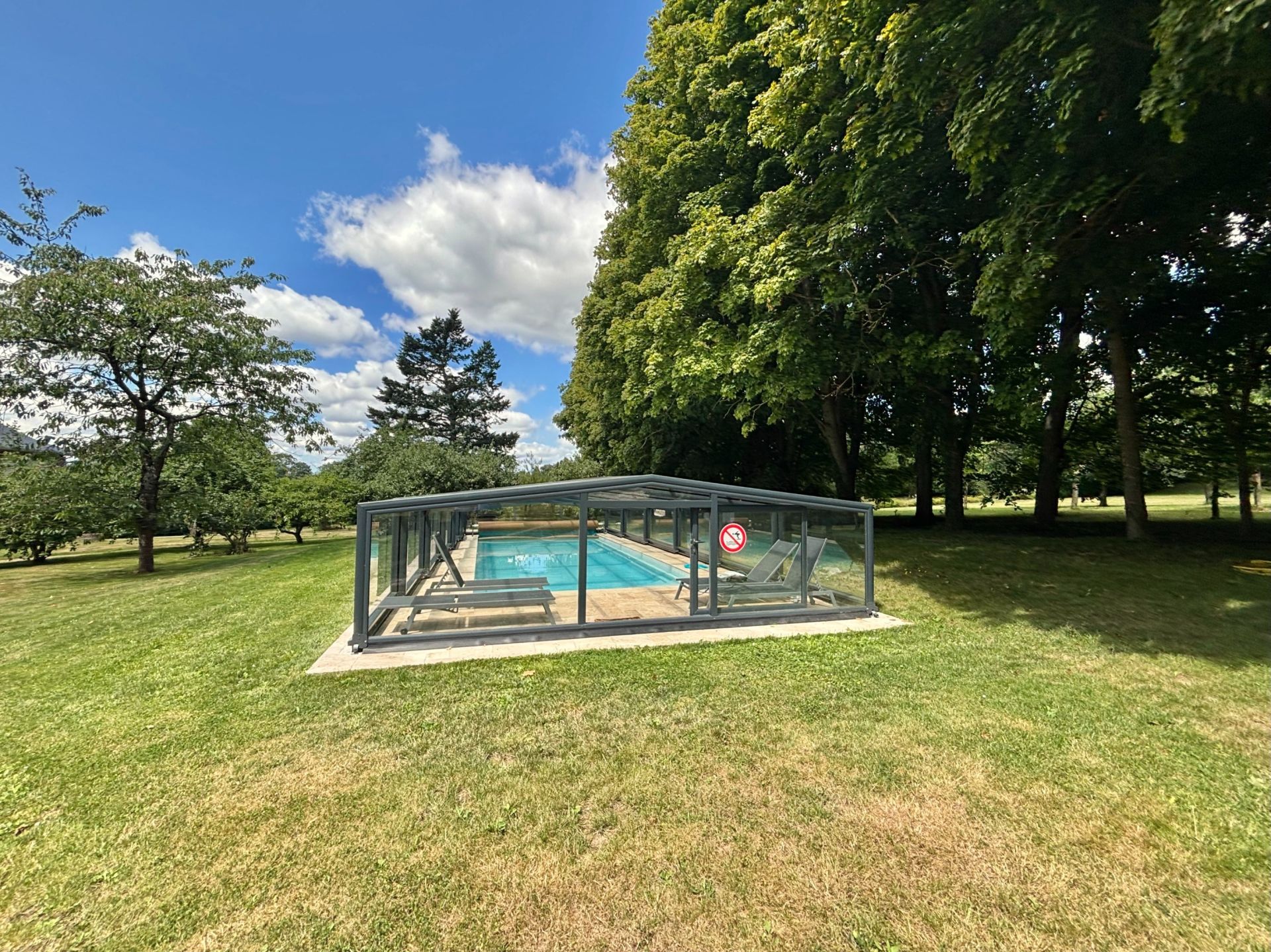 manor house 15 Rooms for sale on ECAQUELON (27290)