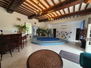 manor house 16 Rooms for sale on BAYEUX (14400)