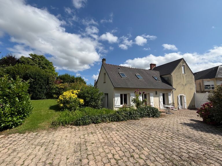 maison 9 Pièces en vente sur BAYEUX (14400)