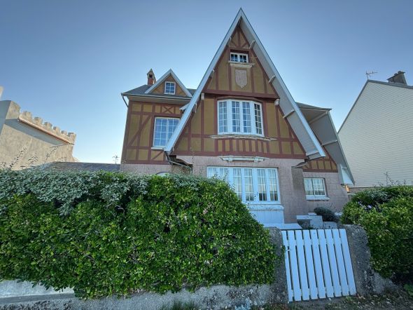 Vente Maison Agon-Coutainville 11&nbsp;Pièces 235&nbsp;m²