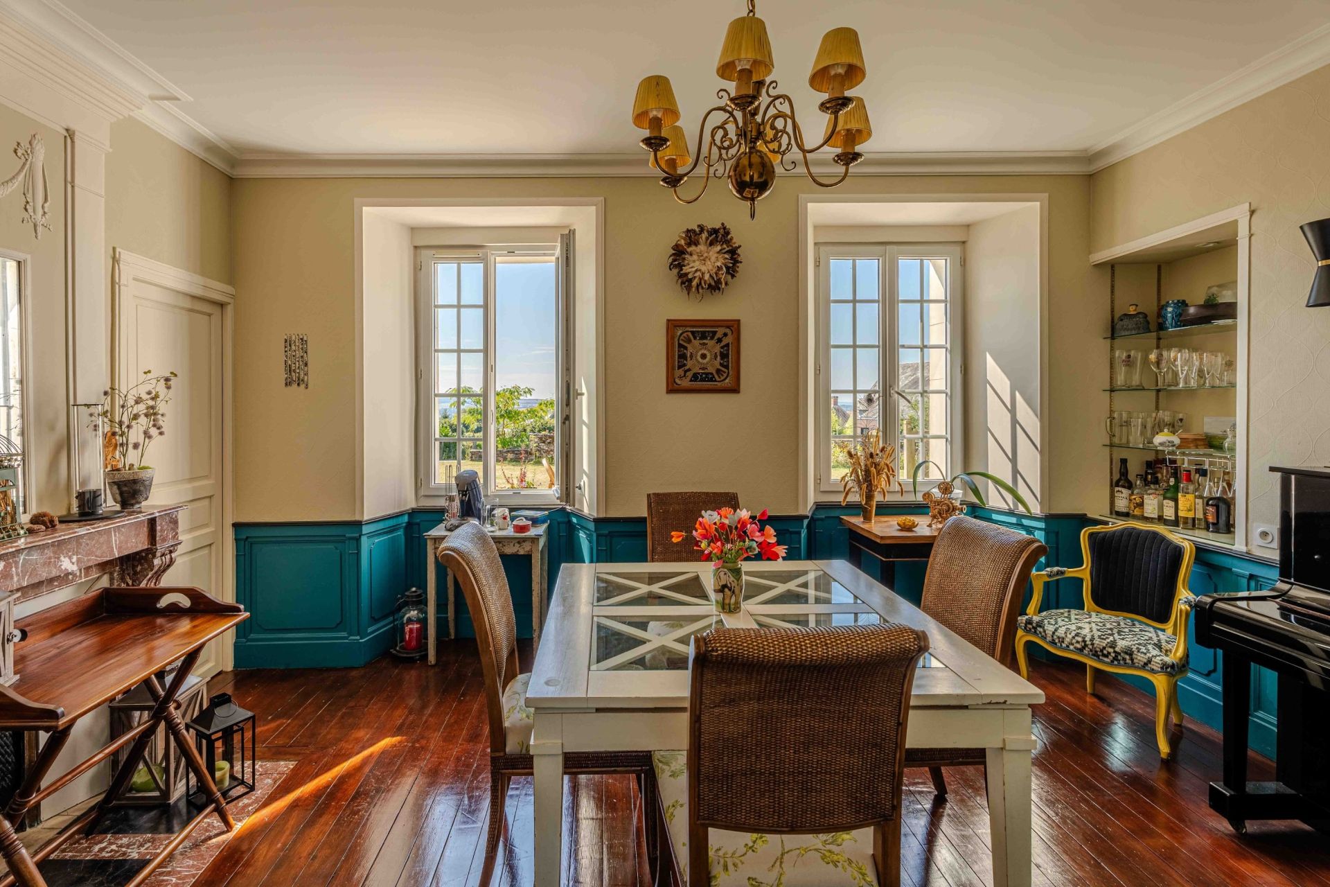 house 11 Rooms for sale on BAYEUX (14400)